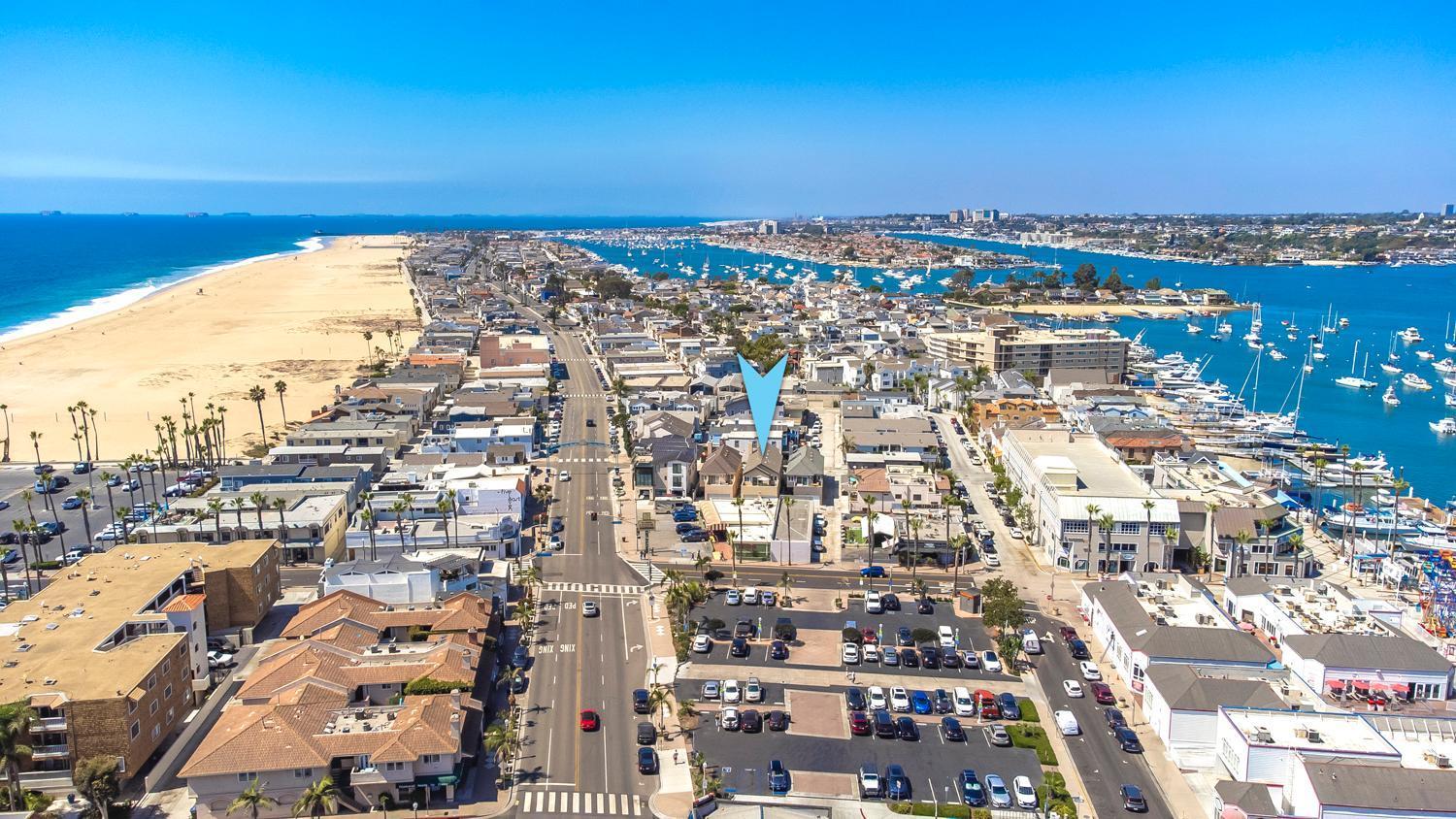 3 Bedroom Luxury Home Steps To Balboa Fun Zone Newport Beach Exterior photo